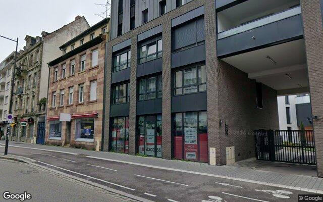 Façade : 33 route du Polygone, Strasbourg